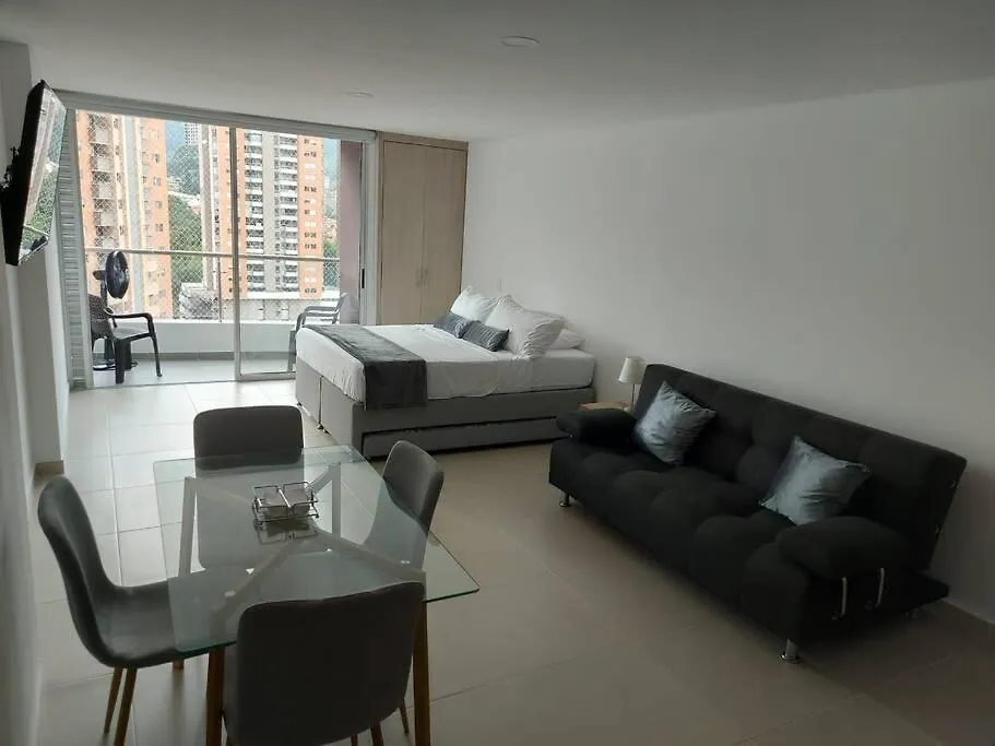 El Emanje Sabaneta Apartamento 0*,  Colômbia